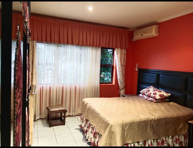 3 BEDROOM FREESTANDING FOR SALE IN RAISETHORPE